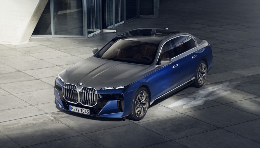 老闆們該換車了！全新世代BMW 7系列 488	萬元起開始預售 