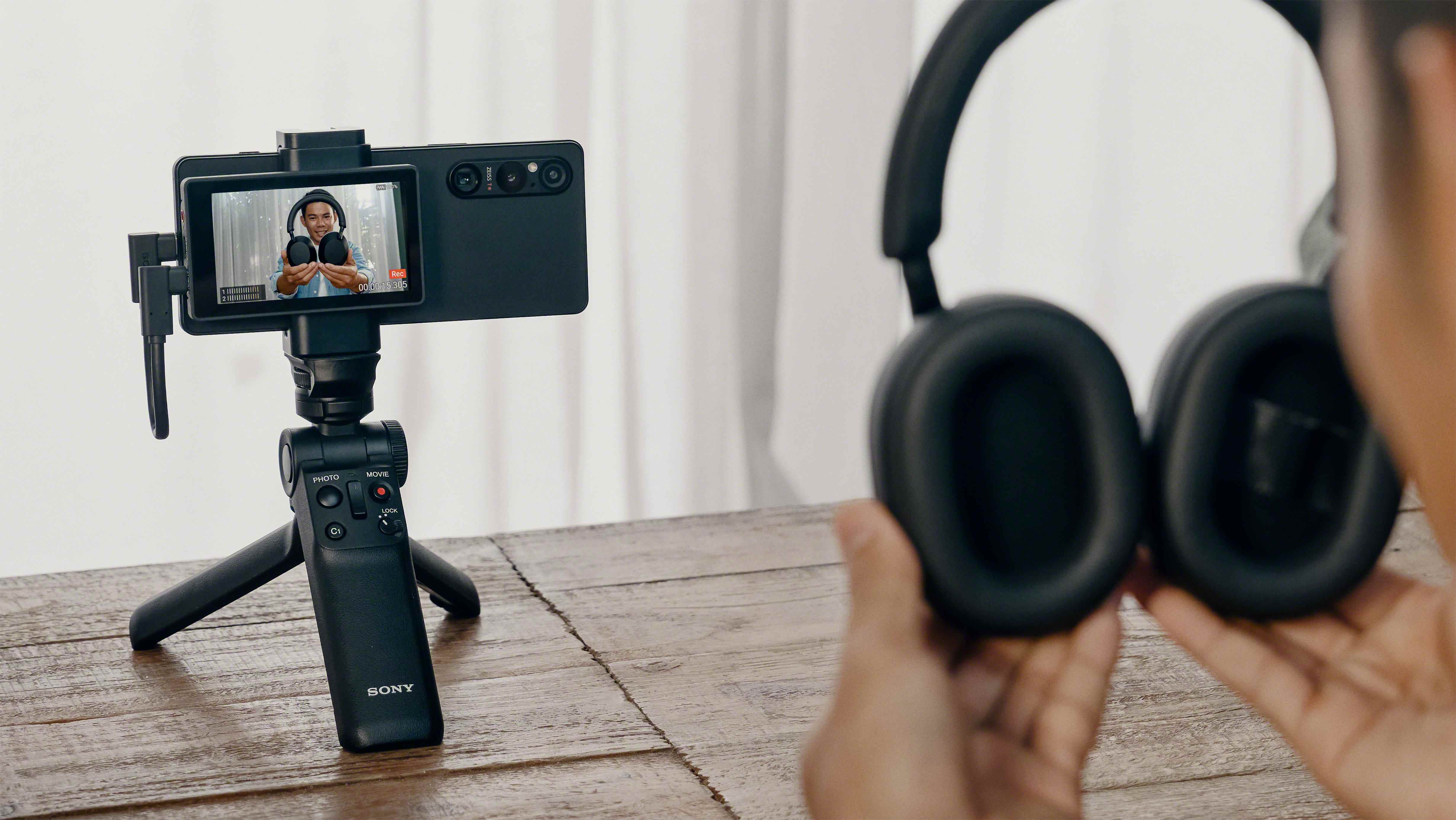 拍YT影片用手機就能搞定！Sony Xperia 1 V旗艦NT$41,990上市| 測試啦