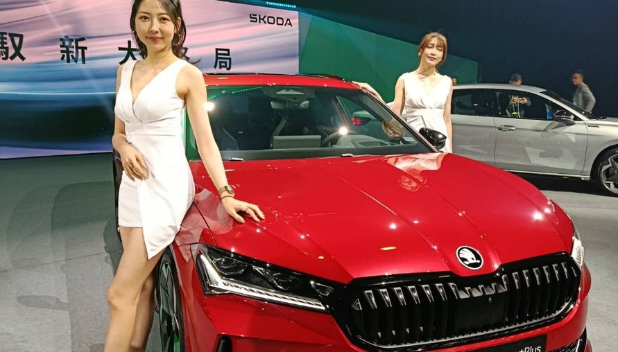 配備增加價格不變 Škoda四代Superb六種車型發表　