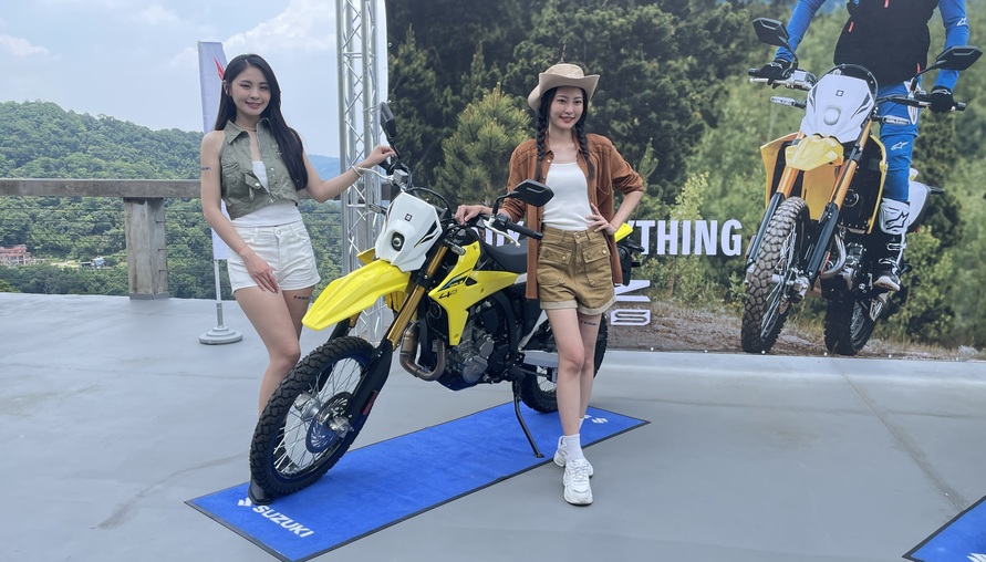 滑胎越野我都要!SUZUKI DR-Z4S&DR-Z4SM 38.8萬元在台上市