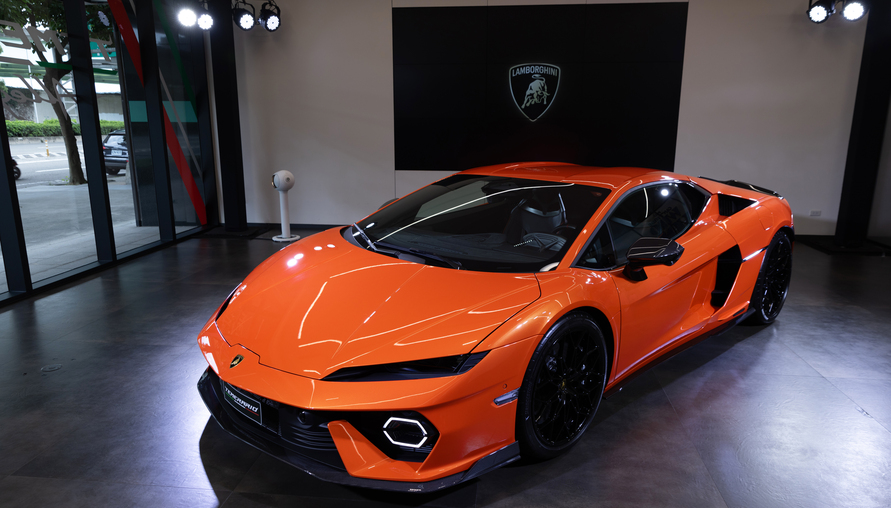 Lamborghini Temerario Alleggerita輕量化版本首度登臺