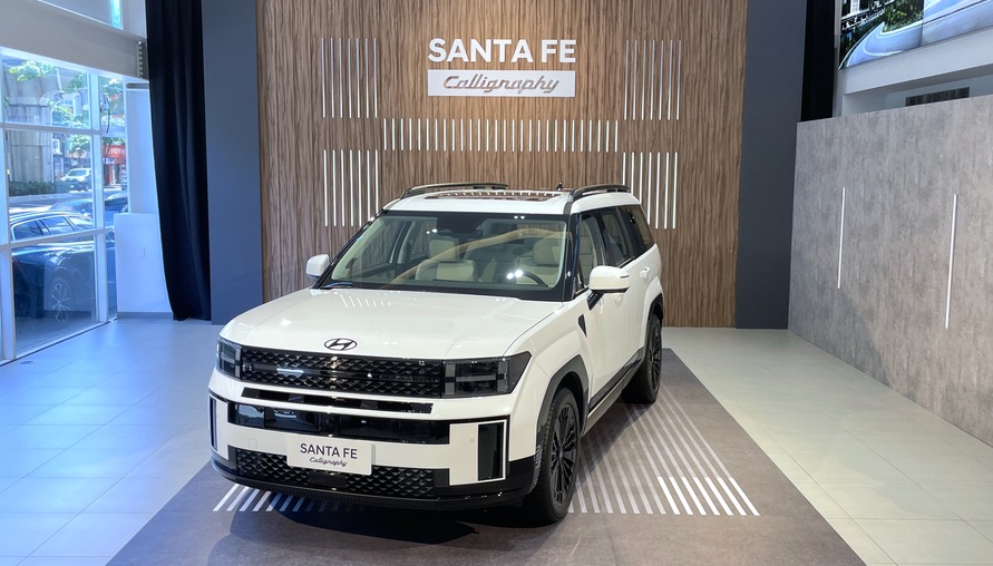 212.9 萬元起 ！Hyundai Santa Fe Calligraphy 七人座油電休旅正式上市