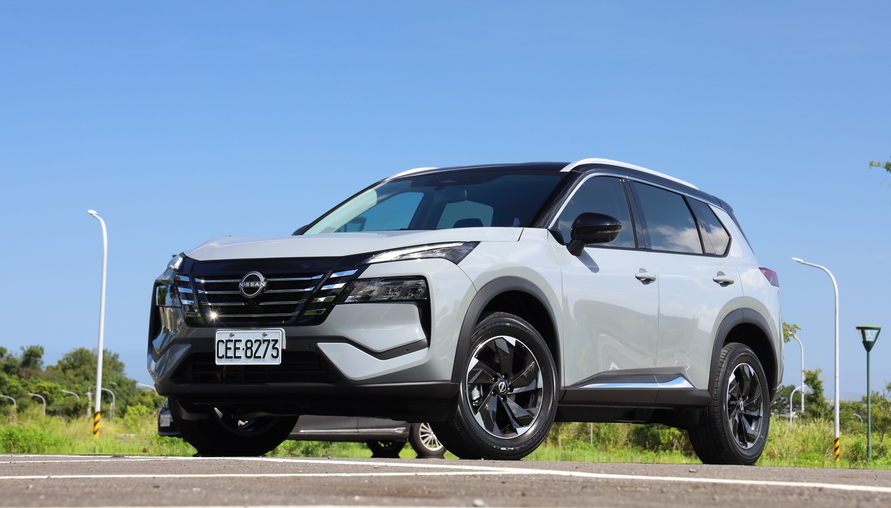 降價增配備！NISSAN X-TRAIL「粋．月」發表 89.9萬元起上市
