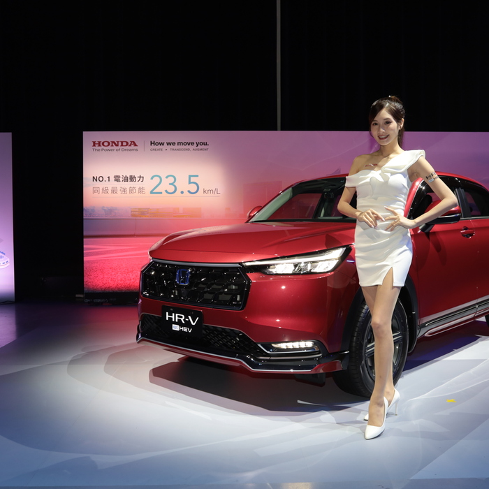 23.5 km/L 油耗！Honda HR-V e:HEV預接單價79.9萬元起