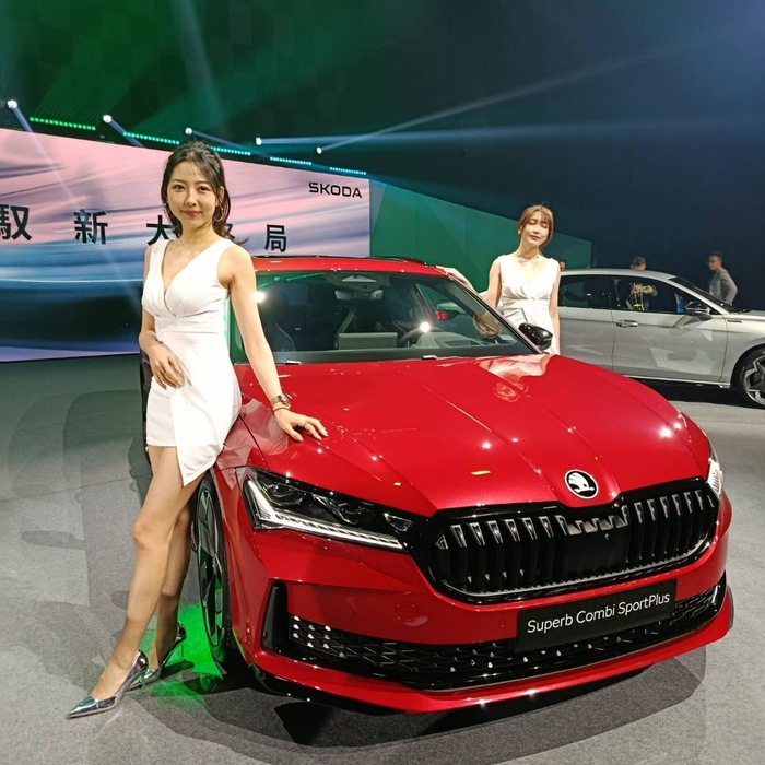 配備增加價格不變 Škoda四代Superb六種車型發表　