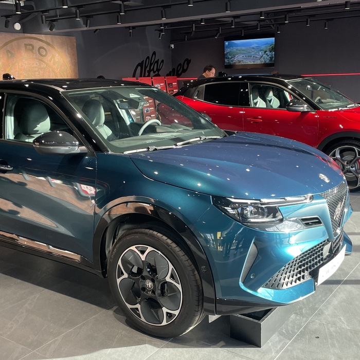 寶嘉聯合車展祭車海戰術，矢言明年成為最多新車發表的品牌