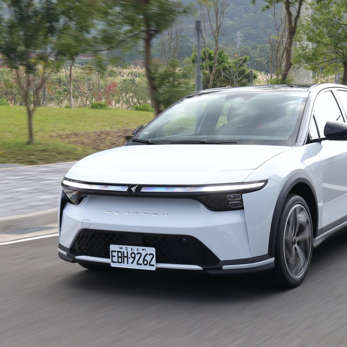 【四輪試駕評測】新手上路還是新路上手？Foxtron Bria 免百萬本票試駕