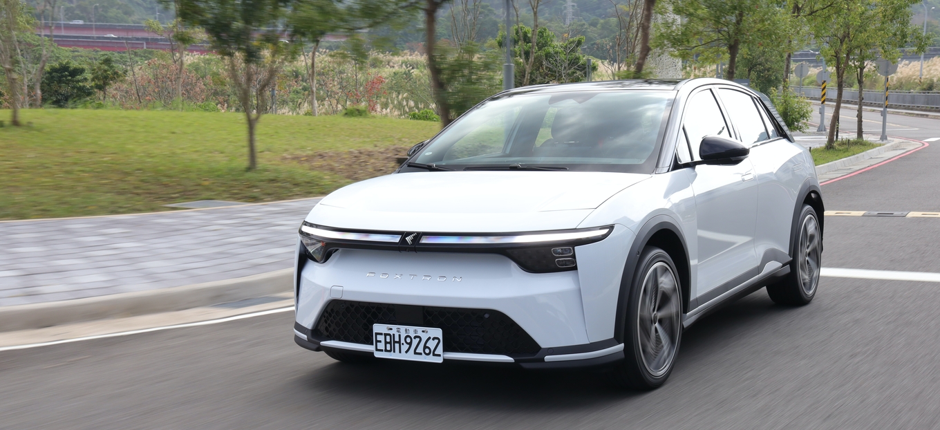 【四輪試駕評測】新手上路還是新路上手？Foxtron Bria 免百萬本票試駕